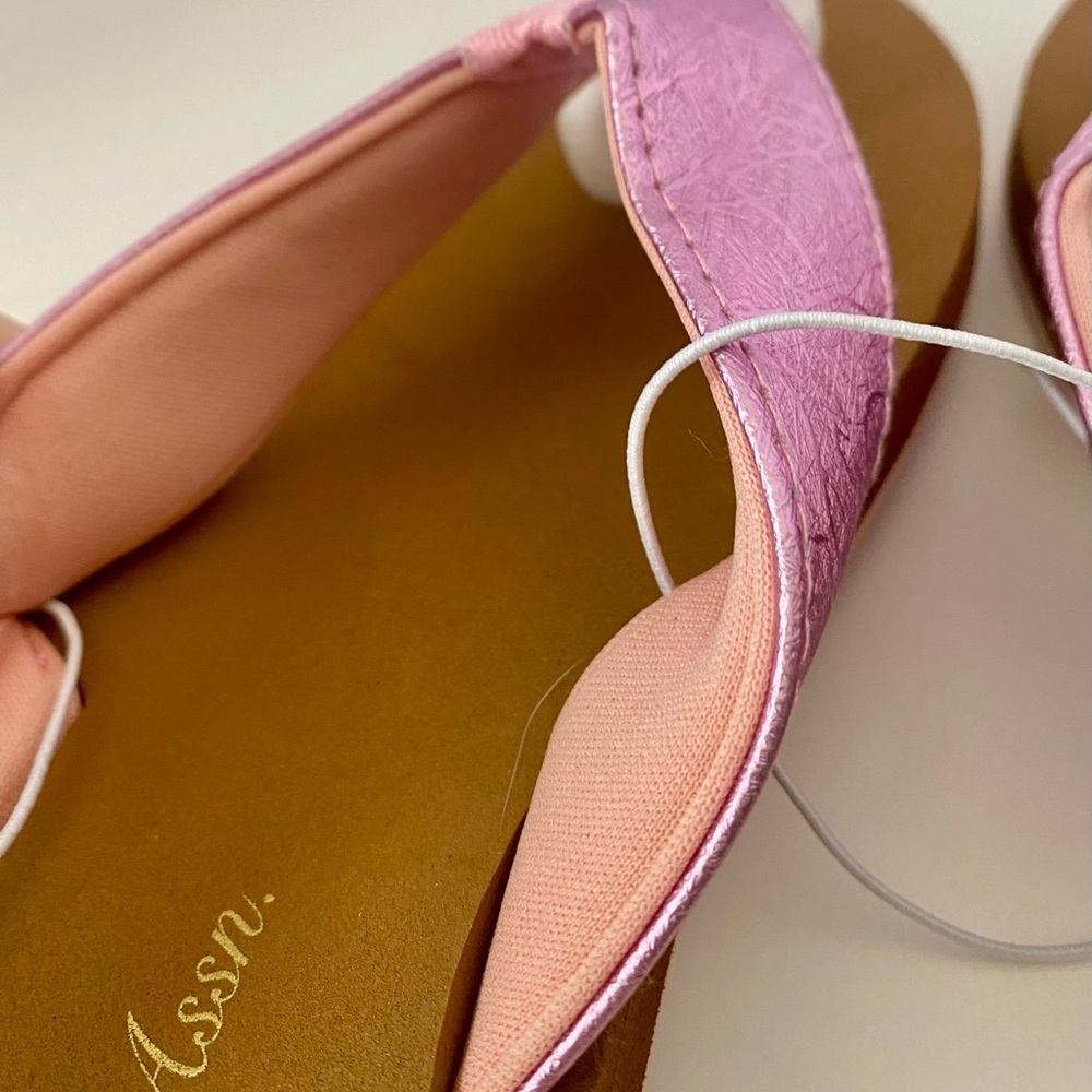 NWT US Polo Assn. Women's 8 Sandals. Pink Padded Straps, Cushioned Tan Footbed - Picture 7 of 10